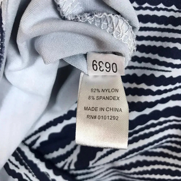 Lulu B 3/4 Sleeve Tunic Top Size Medium M UPF 50+ Nylon Stretch Navy Blue Gray - Picture 13 of 14